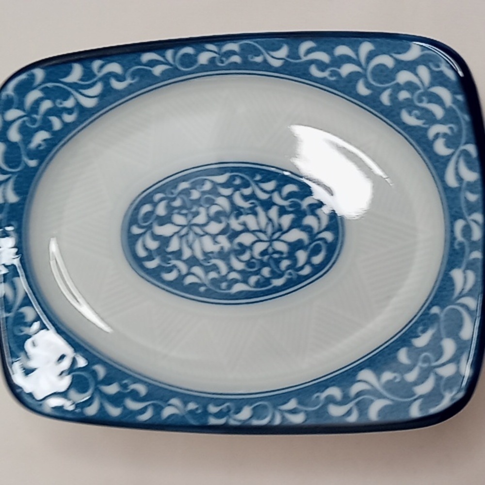 JAPANESE Set Of 5 Porcelain Sushi Dish Hand Painted Blue White Floral Design - Picture 6 of 9